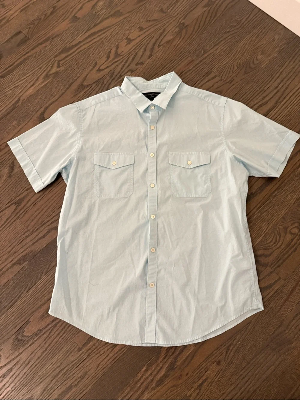Banana Republic Light Blue Short-Sleeve Button-Down Shirt